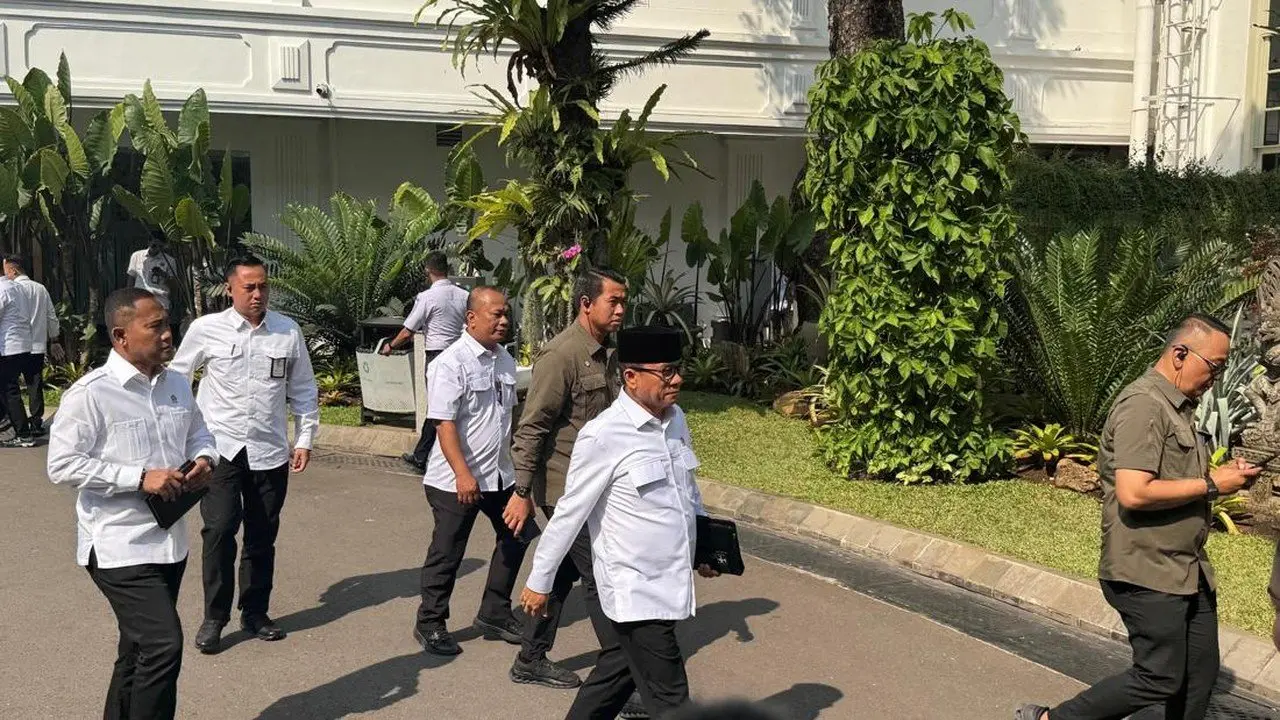Presiden Prabowo Beri Arahan Jelang Sidang Kabinet Paripurna, Pejabat Negara Berkumpul di Istana