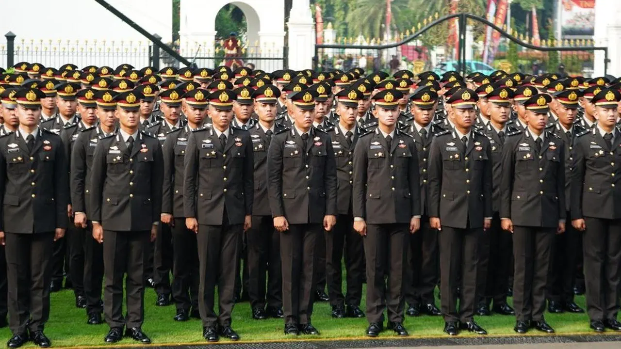 Presiden Prabowo Lantik 1.177 Perwira TNI-Polri, Tekankan Tanggung Jawab Pengabdian