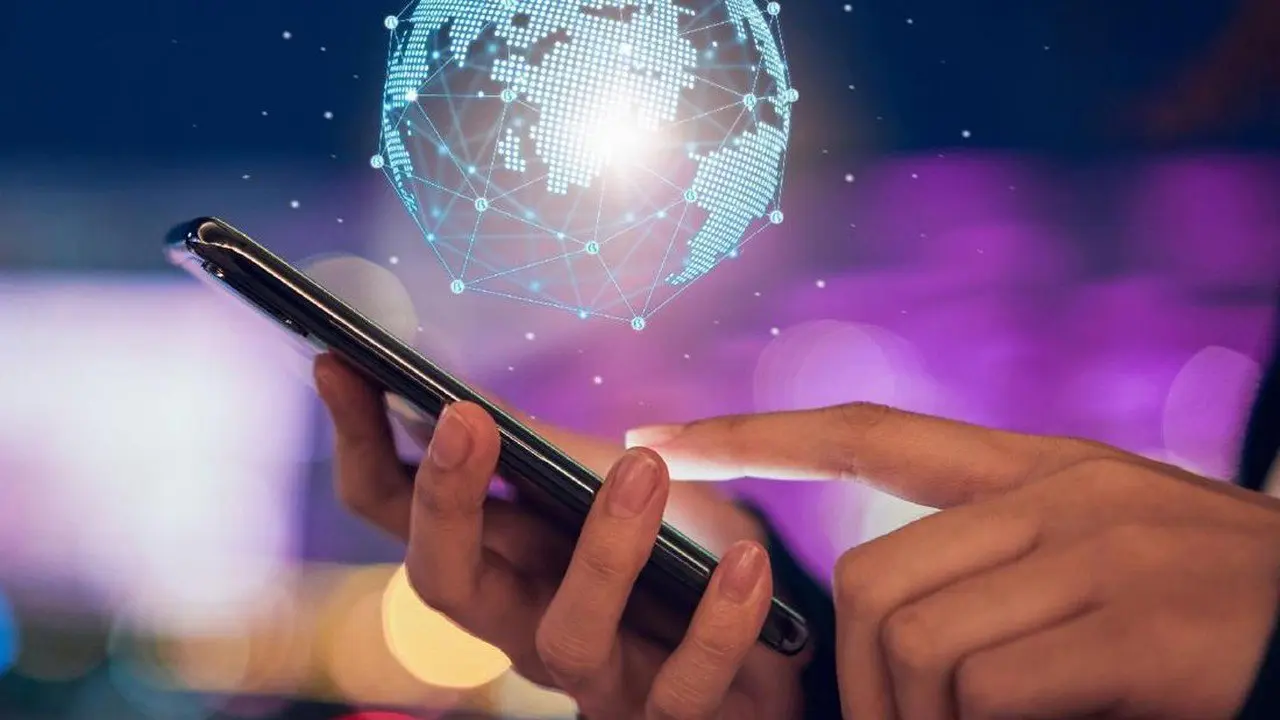 Putusan MK: Kuota Internet Konsumen Tak Boleh Hangus, Ojol Jadi Penggugat