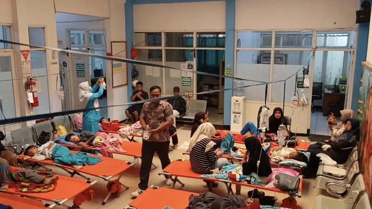Ratusan Siswa di Garut Alami Keracunan Massal Usai Santap Menu Makan Bergizi Gratis