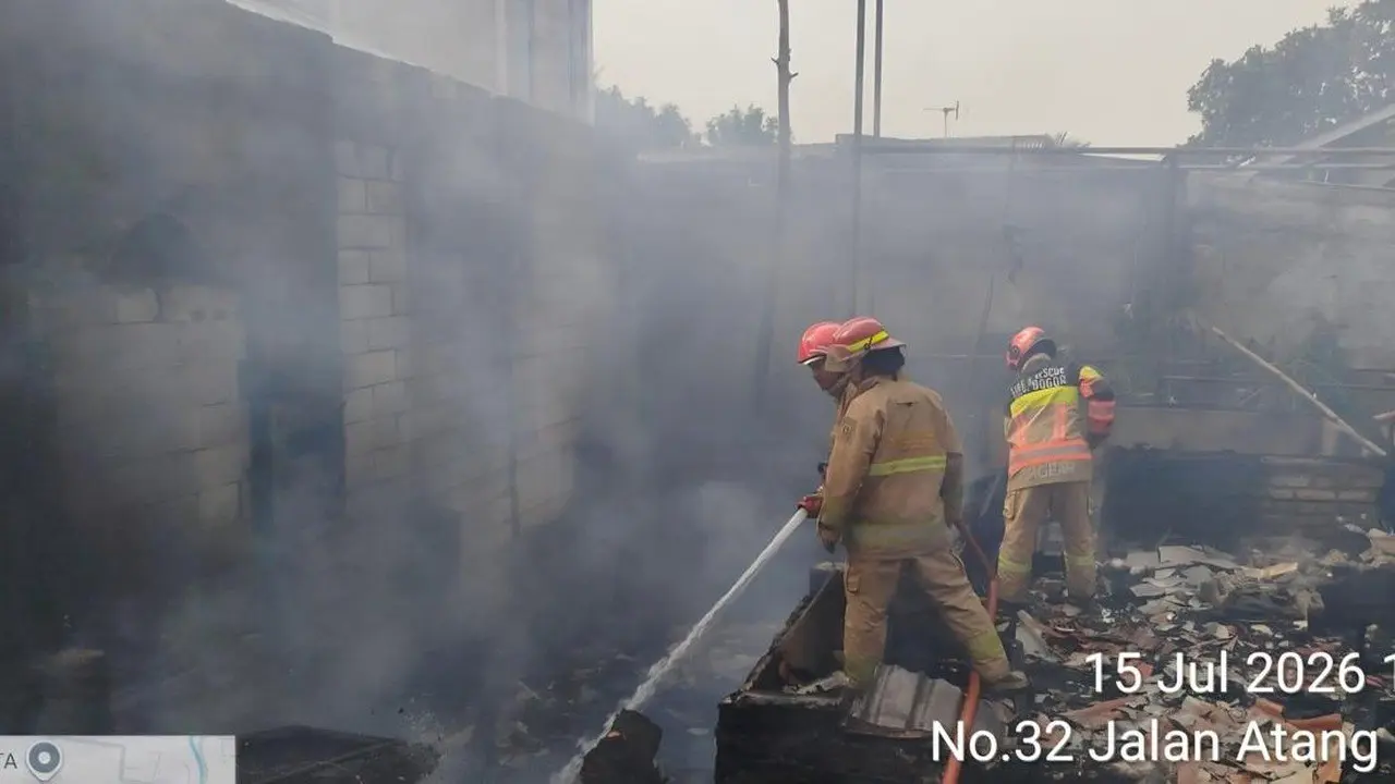 Rumah Panggung Bambu di Kemang Bogor Terbakar, Diduga Korsleting