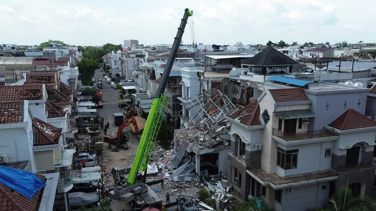 Satu Jenazah Lagi Ditemukan di Lokasi Ledakan Perumahan Elite Medan