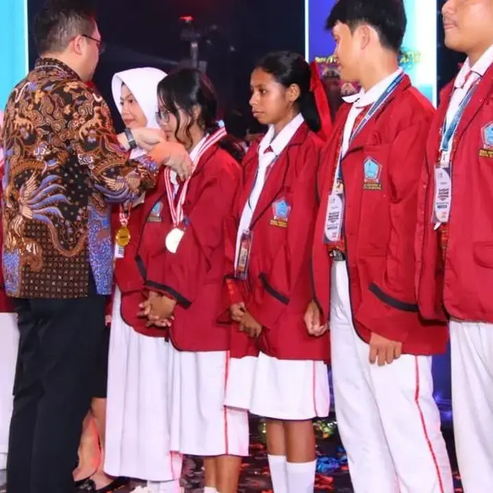 SMAN 3 Kota Sorong Sabet Juara LCC Empat Pilar MPR di Papua Barat Daya