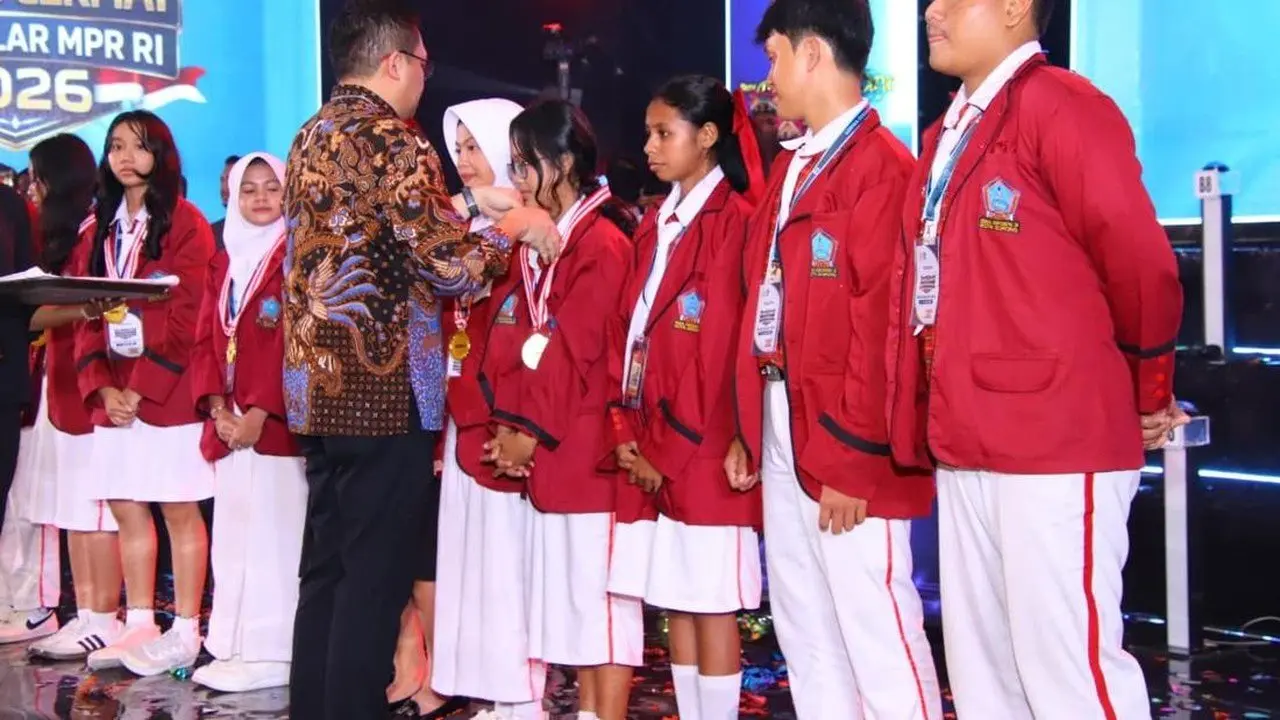 SMAN 3 Kota Sorong Sabet Juara LCC Empat Pilar MPR di Papua Barat Daya