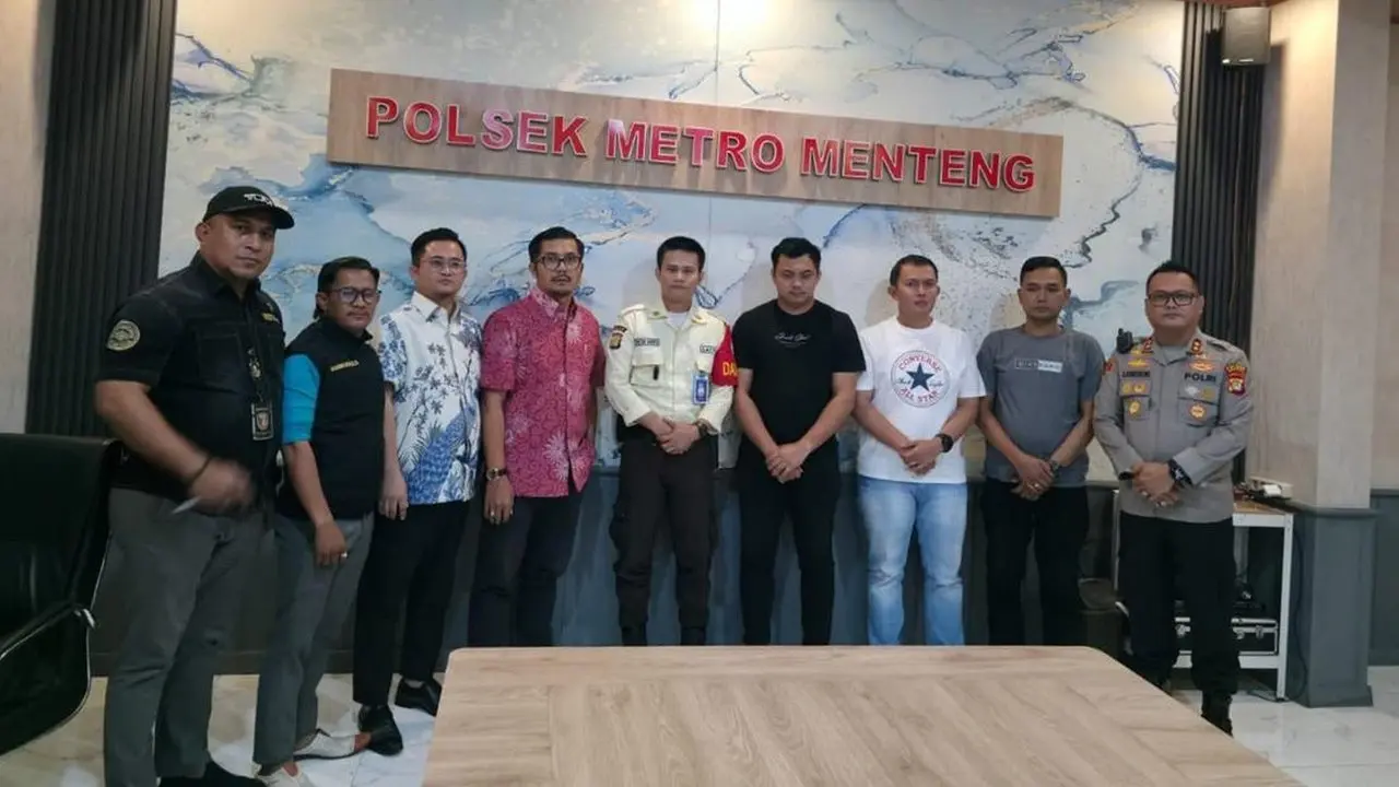 Sopir Alphard Terobos Zebra Cross Bundaran HI Ditindak Polisi