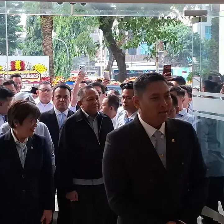 Sudaryono Resmi Pimpin BGN, Langsung Gelar Rapat Internal