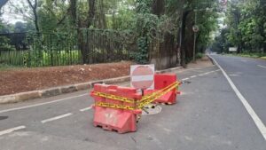 Tiga Pekerja Tewas di Gorong-gorong Bambu Apus, Lokasi Dipasang Garis Polisi
