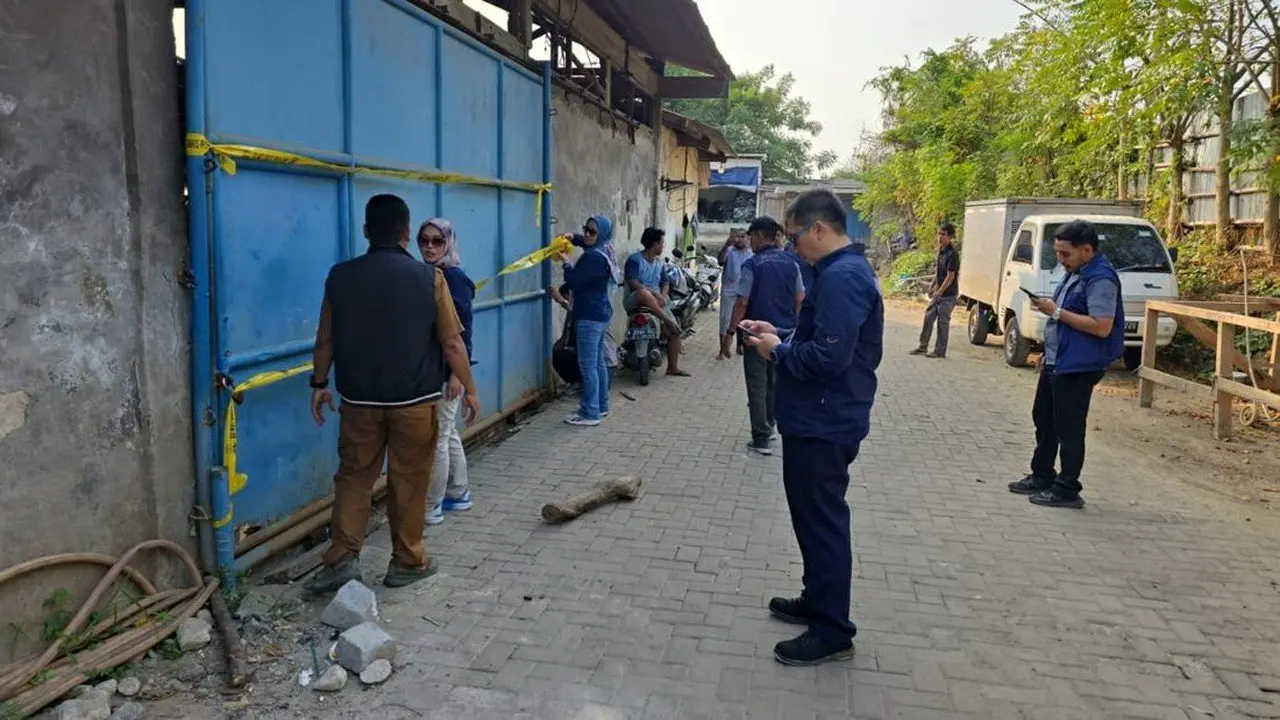 Tiga Perusahaan Tanpa Izin di Teluknaga Disegel Akibat Cemari Sungai Cisadane