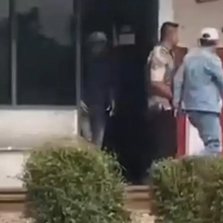 Tiga Pria Diburu Usai Mengeroyok Penjaga Perlintasan Kereta di Garut