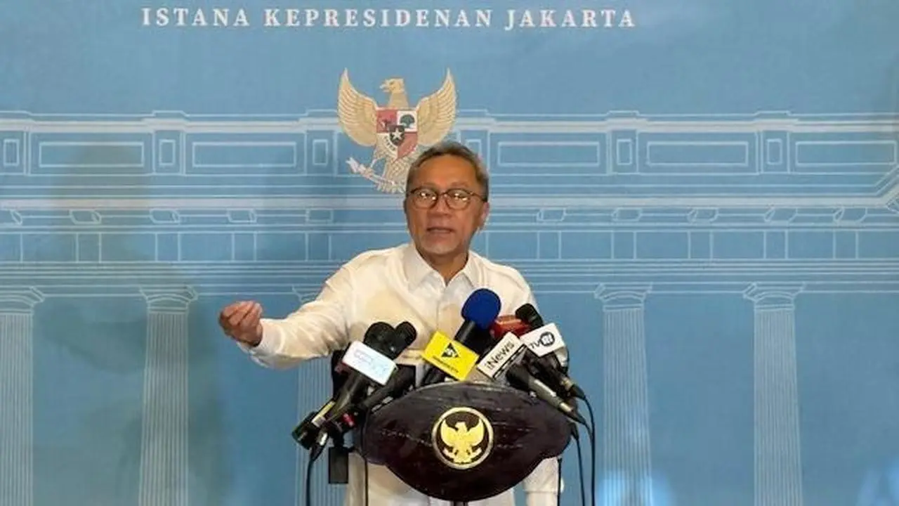 Zulhas Minta Waktu Sebulan Perbaiki Masalah Pelaksanaan Program MBG