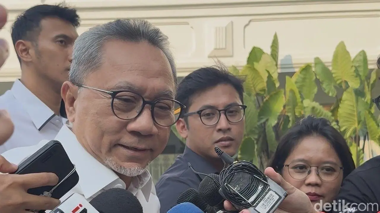 Zulhas Tegaskan Kopdes Merah Putih Bukan Supermarket, Berperan Sebagai Off-Taker
